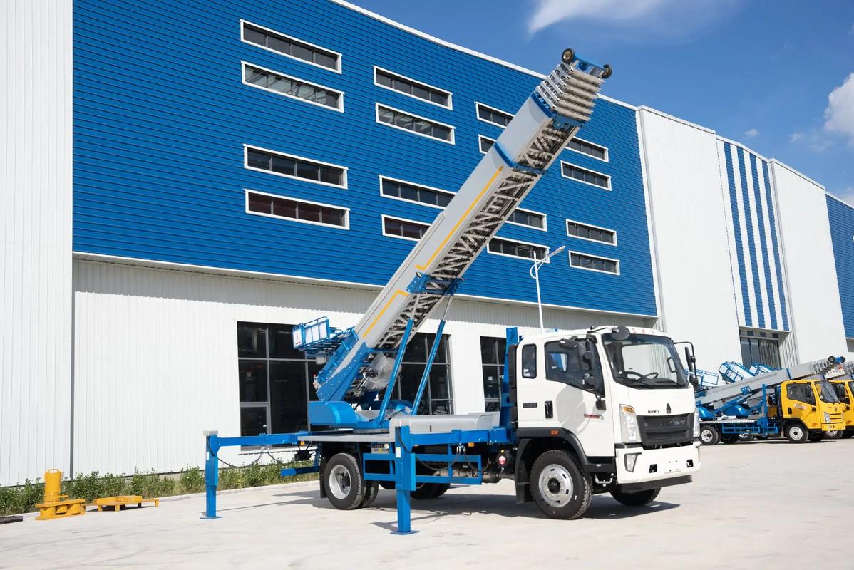 蒙阴小型云梯车上料车租赁多少钱