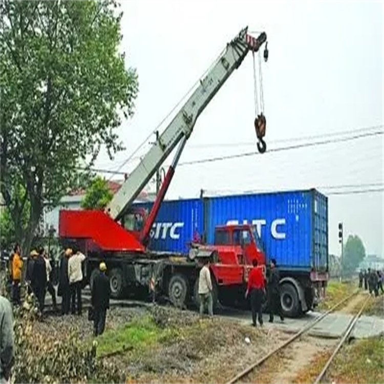 蒙阴如何快速找到附近的吊车救援公司